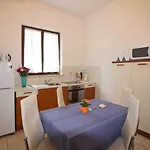 In - Istrien 10068 شقة