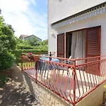 In - Istrien 10068 شقة