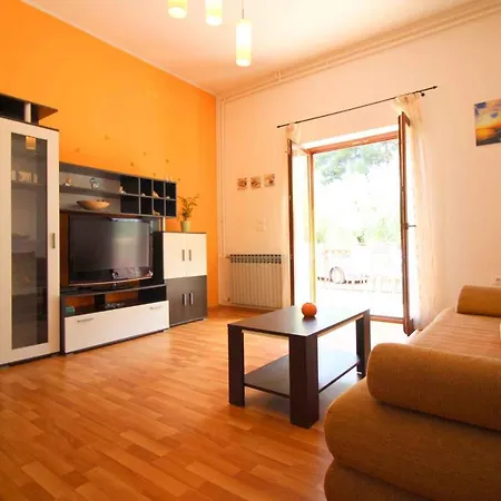 In - Istrien 10068 Appartamento
