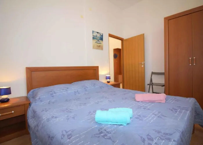 In - Istrien 10068 *