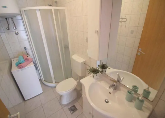 In - Istrien 10068 *